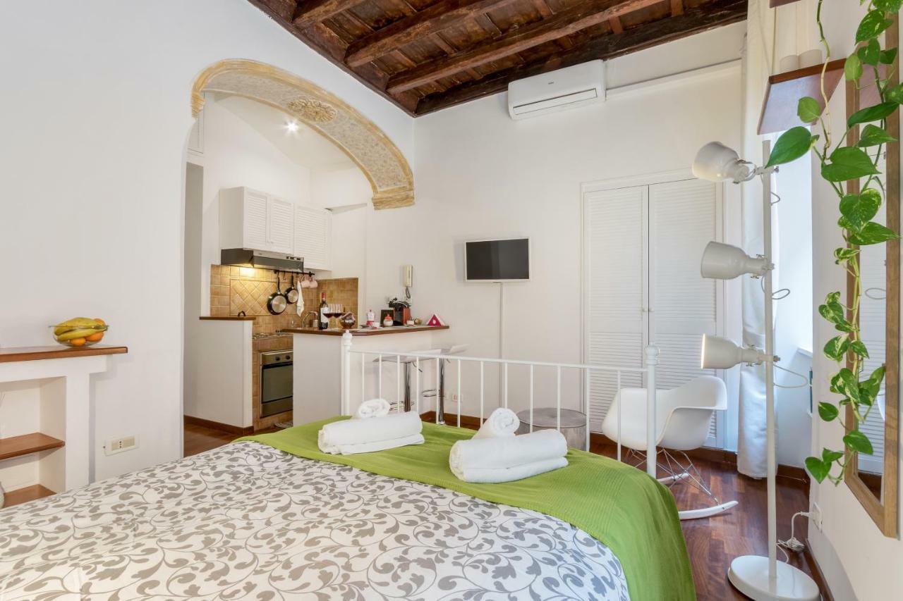 Enchanting Loft In Trastevere Рим Екстериор снимка